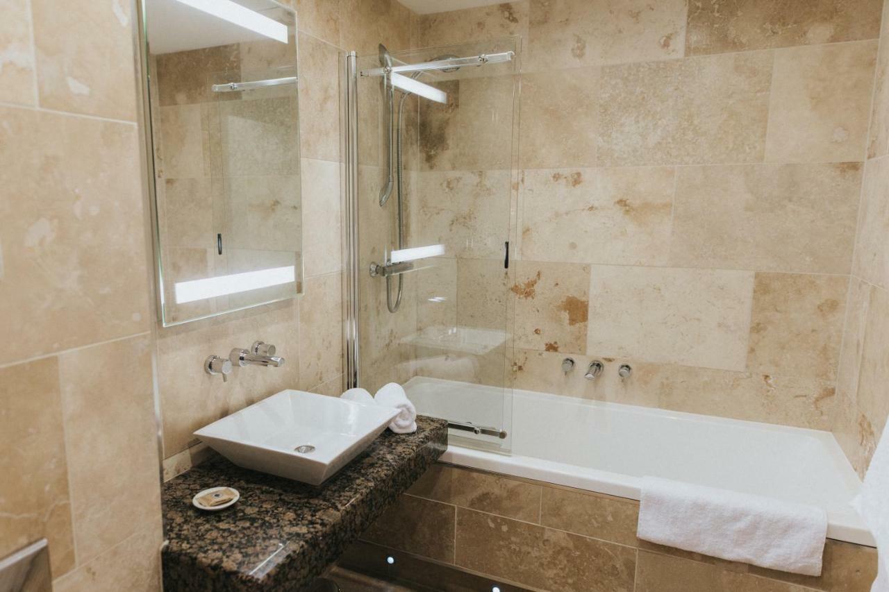 Hall Farm Hotel And Restaurant Ashby cum Fenby Екстер'єр фото